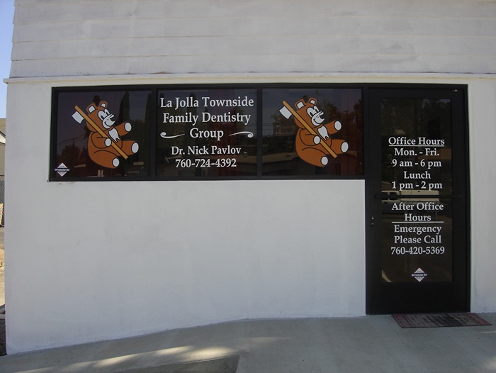 Window Lettering and Graphics